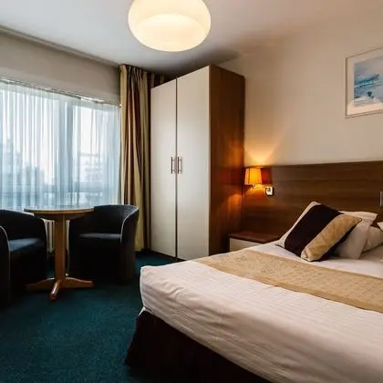 Tek Büyük Yataklı Oda, Şehir Manzaralı