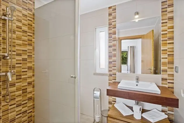 Deluxe Villa, 2 Yatak Odası, Havuz Manzaralı