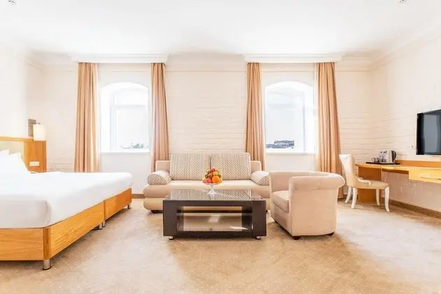 Deluxe Tek Büyük veya İki Ayrı Yataklı Oda, 1 En Büyük (King) Boy Yatak, Şehir Manzaralı