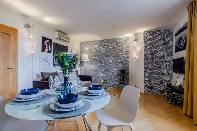 City Apart Daire, Balkon