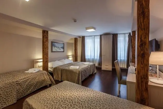 Dört Kişilik Oda