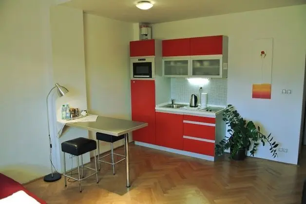 Design Stüdyo Süit, 1 Çift Kişilik Yatak
