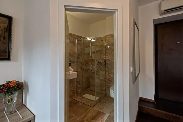 Deluxe Tek Büyük Yataklı Oda, 1 Yatak Odası