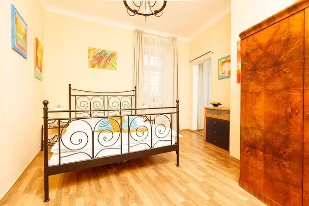 Romantic Apart Daire, 1 Yatak Odası, Mutfak, Avlu Manzaralı