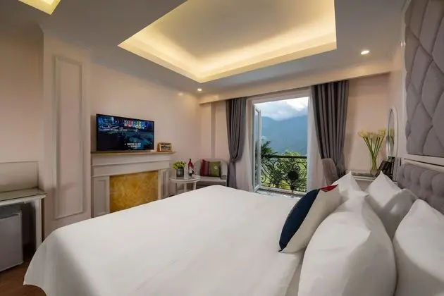 Deluxe Tek Büyük Yataklı Oda, Dağ Manzaralı