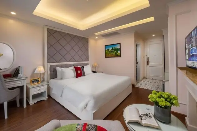 Deluxe Tek Büyük Yataklı Oda, Dağ Manzaralı