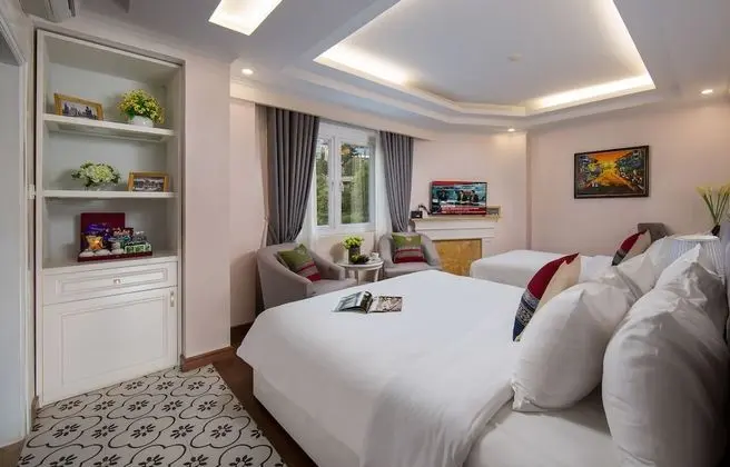 Deluxe Üç Kişilik Oda