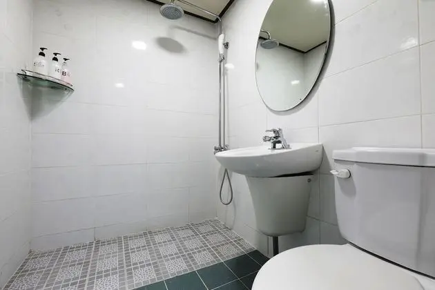 Basic Tek Büyük Yataklı Oda