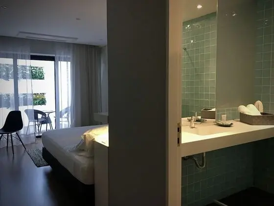 Comfort Tek Büyük Yataklı Oda