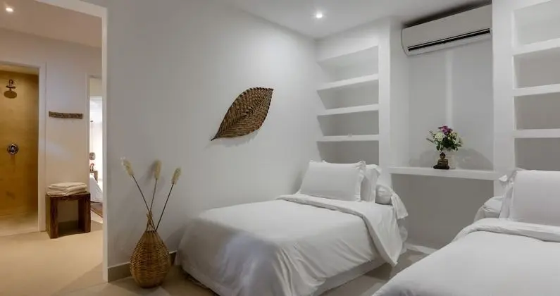 Quarto Familia Terreo