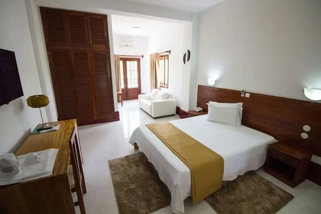 Deluxe Tek Büyük Yataklı Oda, Bahçe Manzaralı