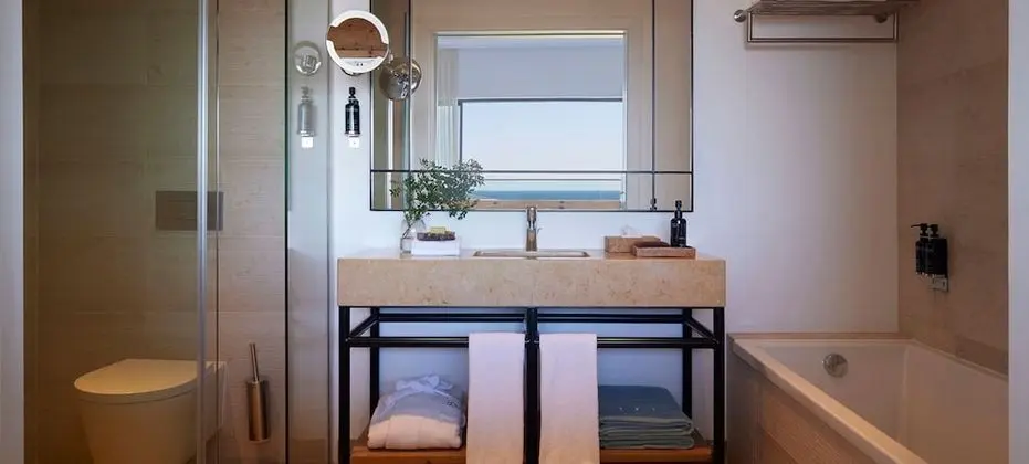 Superior Tek Büyük Yataklı Oda, Deniz Manzaralı