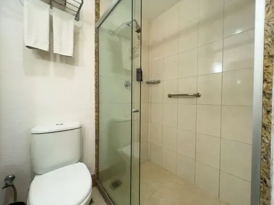 Standard Oda, 1 En Büyük (King) Boy Yatak, Engellilere Uygun