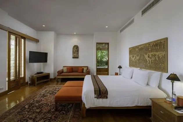 5-Bedroom Villa
