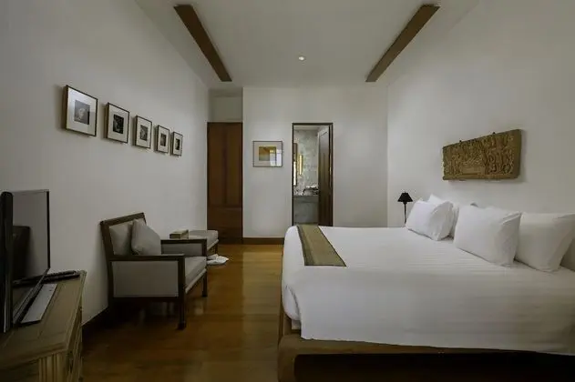 5-Bedroom Villa