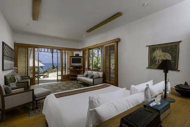 5-Bedroom Villa