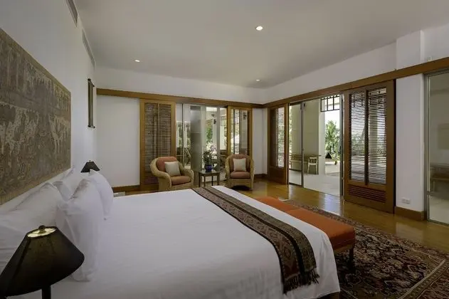 5-Bedroom Villa