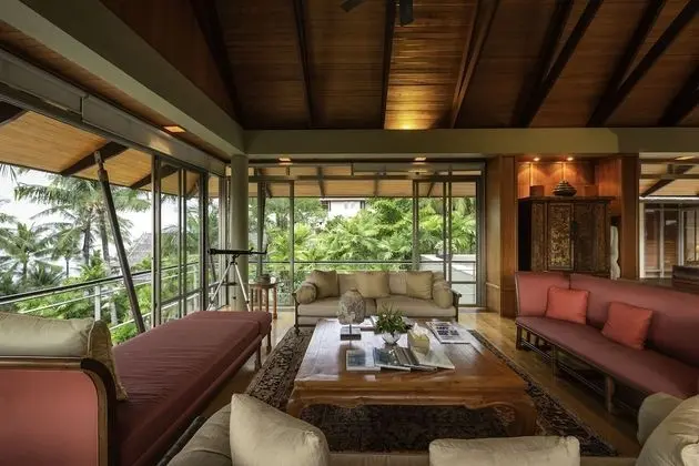 5-Bedroom Villa