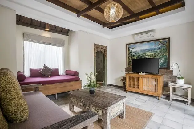 Standard Villa