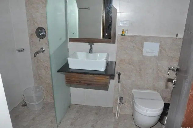Premium Oda, 1 En Büyük (King) Boy Yatak, Havuz Kullanımı, Havuz Manzaralı