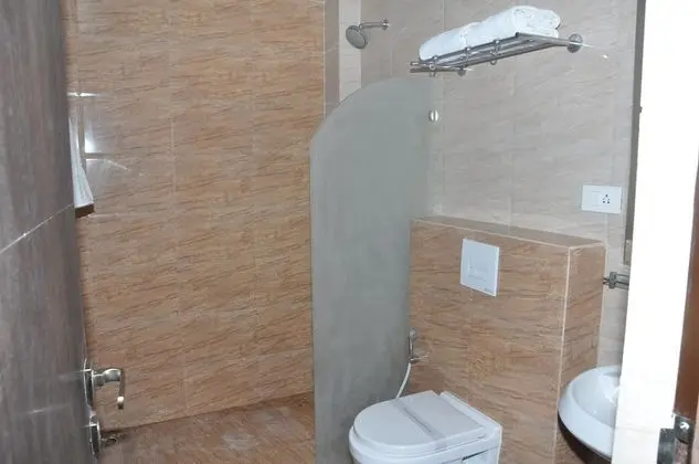 Standard Oda, 1 En Büyük (King) Boy Yatak, Sigara İçilmez, Balkon