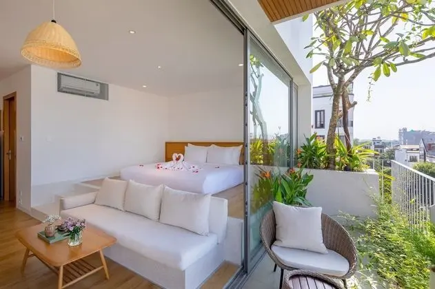 Stüdyo Süit, Balkon (King Suite)