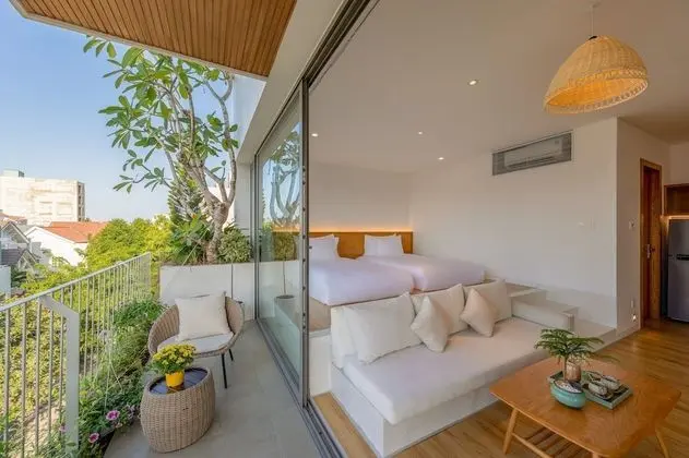 Stüdyo Süit, Balkon (King Suite)