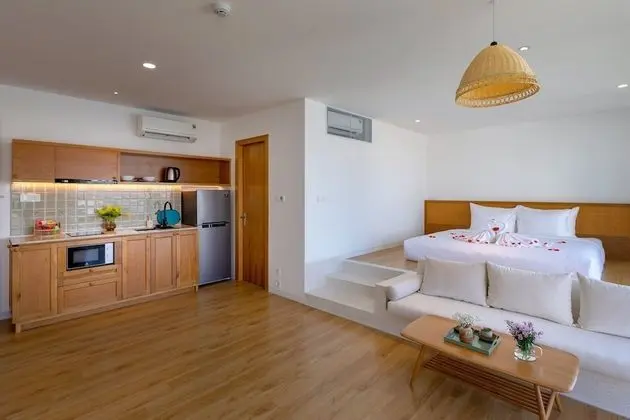 Stüdyo Süit, Balkon (King Suite)