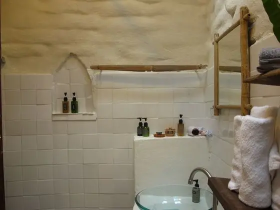 Standard Twin Bedroom