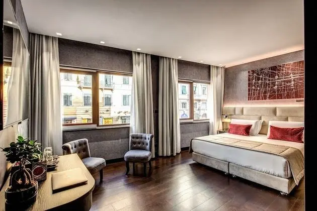 Deluxe Üç Kişilik Oda, Şehir Manzaralı