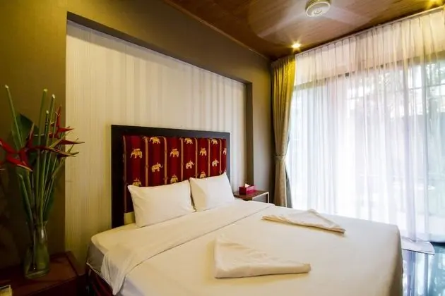 10 Bedroom Villa