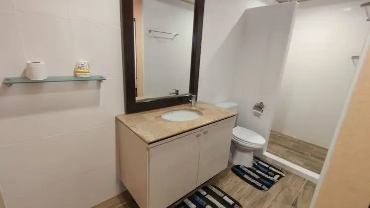 10 Bedroom Villa