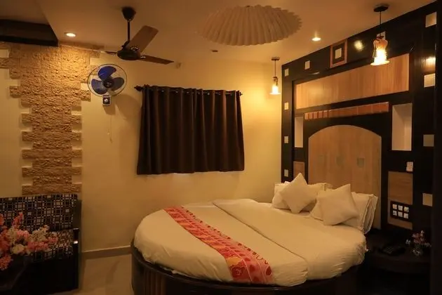 Deluxe Quadruple Room AC