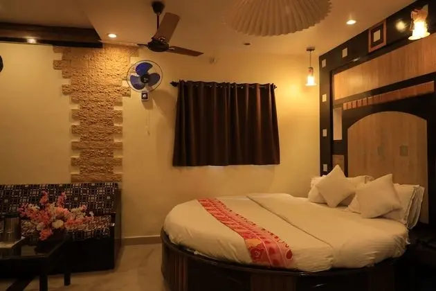 Deluxe Quadruple Room AC