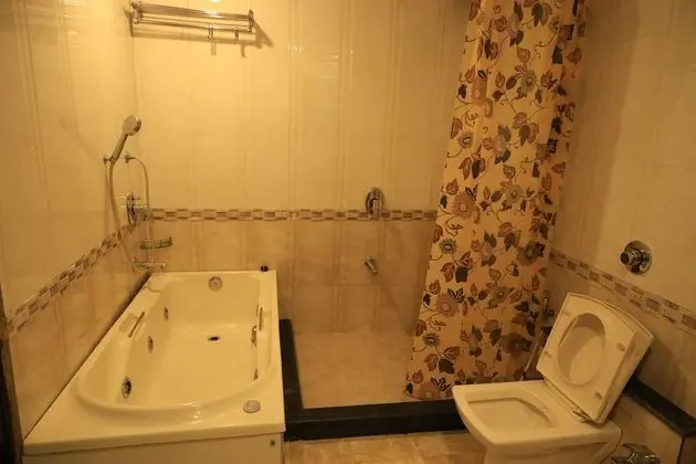 Deluxe Quadruple Room AC