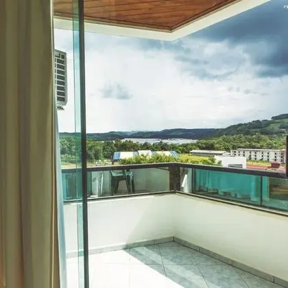Luxury Tek Büyük Yataklı Oda