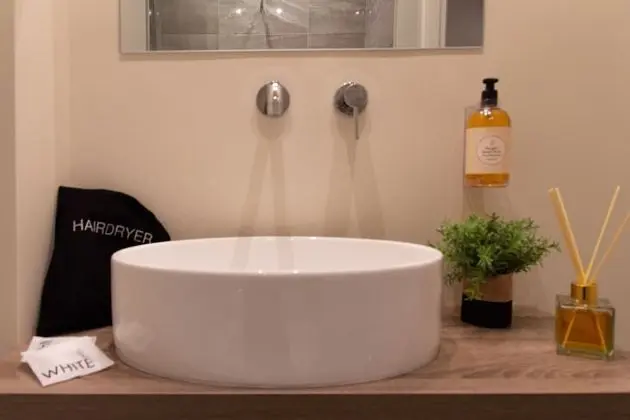 Classic Tek Büyük Yataklı Oda