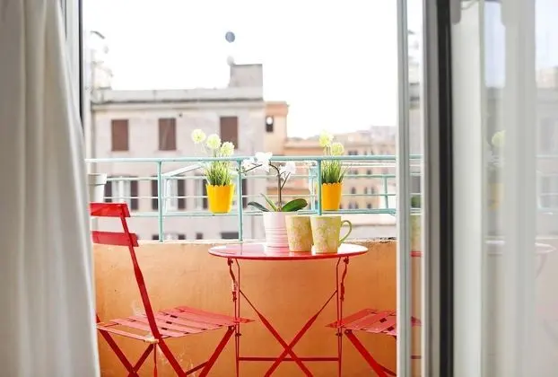 Basic Tek Büyük Yataklı Oda, Avlu Manzaralı