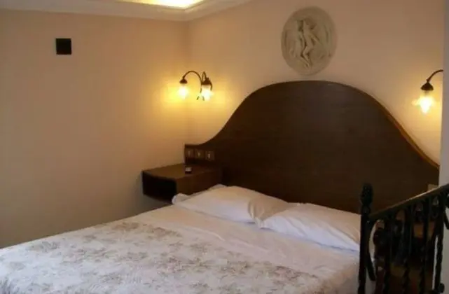 Basic Tek Büyük Yataklı Oda