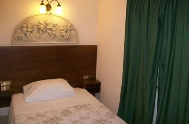 Basic Tek Kişilik Oda