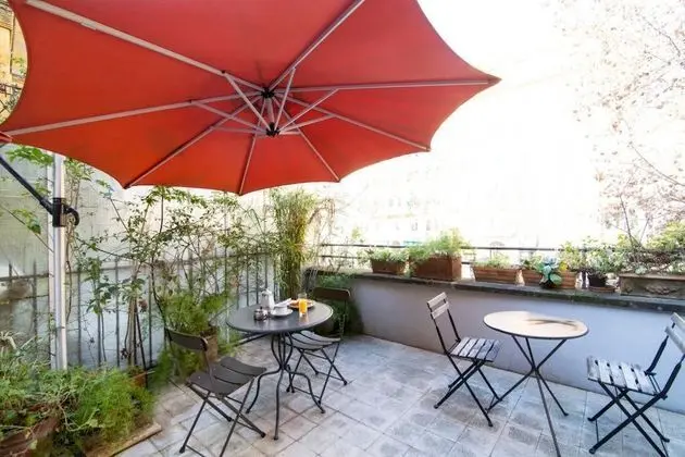 Classic Tek Büyük Yataklı Oda, Birden Çok Yatak, Banyolu/Duşlu, Avlu Manzaralı