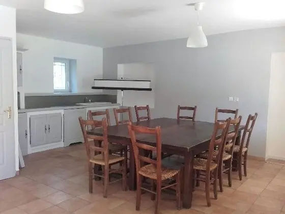 Basic Üç Kişilik Oda