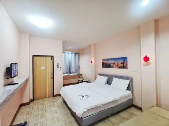 Standard King Room