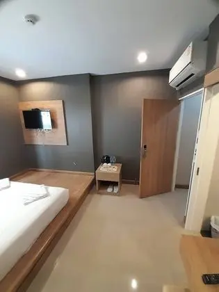 Deluxe Tek Büyük Yataklı Oda