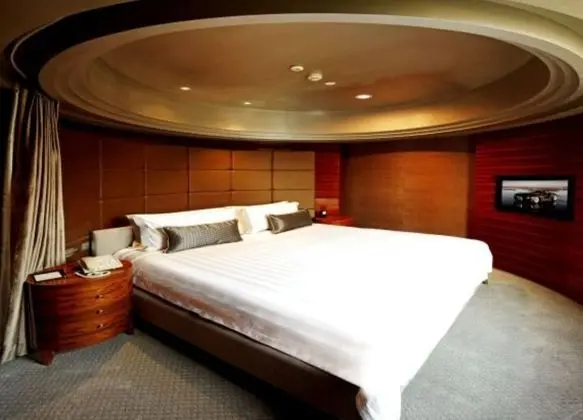 Deluxe Süit, Sigara İçilmez