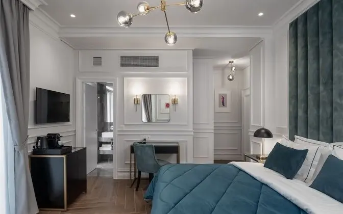 Corner Suite