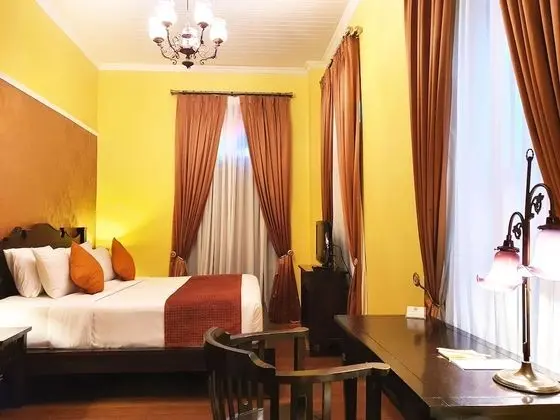 Junior Süit, 1 En Büyük (King) Boy Yatak