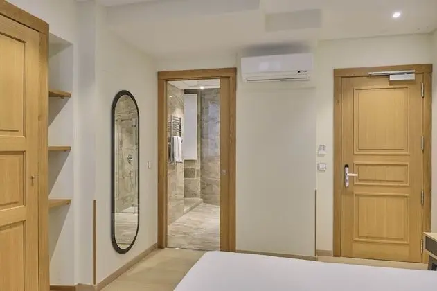 Tek Büyük veya İki Ayrı Yataklı Oda