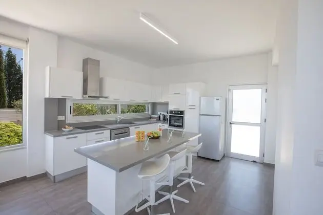 Villa, 6 Yatak Odası, Şömine