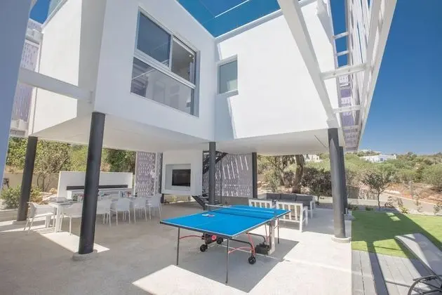 Villa, 6 Yatak Odası, Şömine